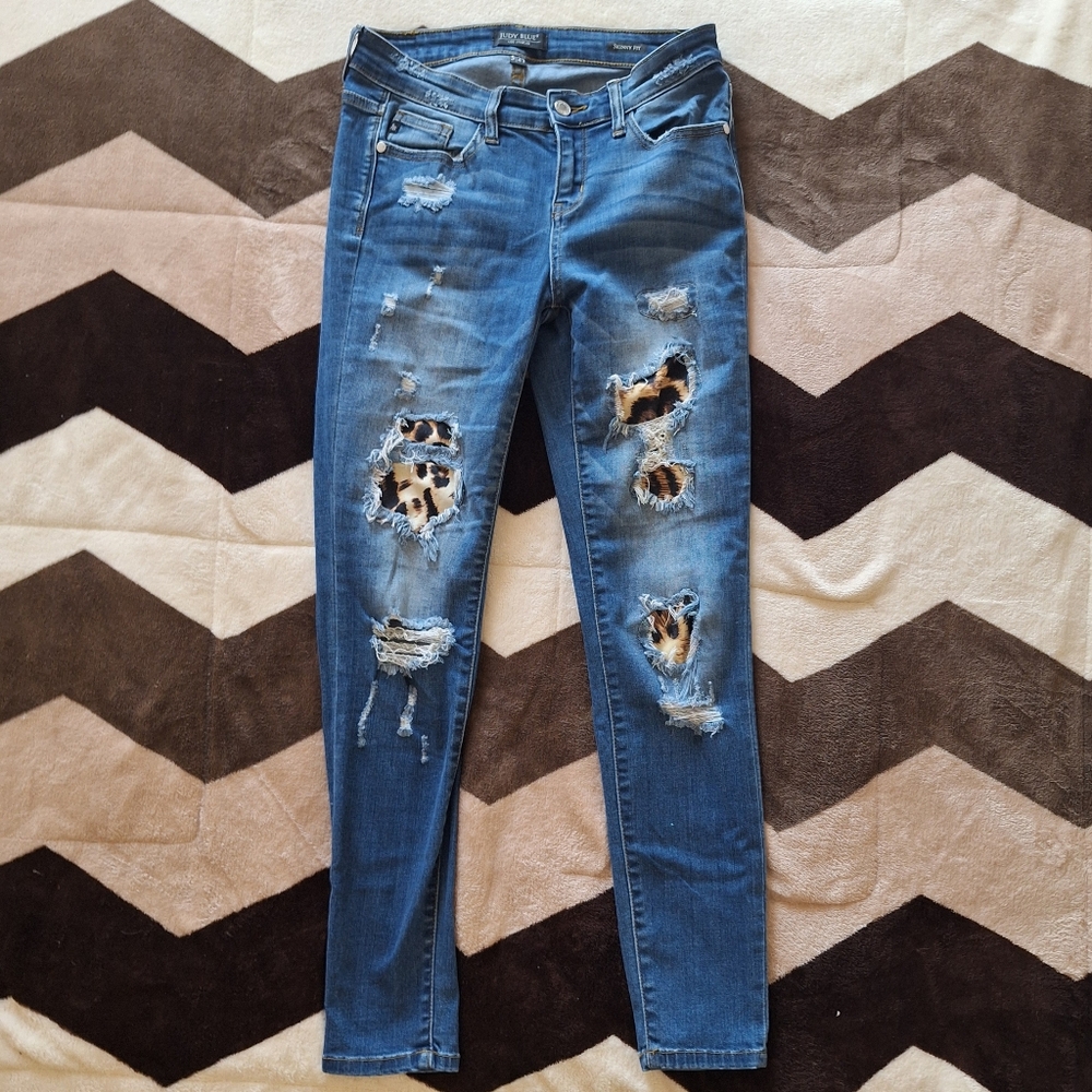 Judy Blue Skinny Fit Distressed Leopard Print Patches Jeans Size 5/27